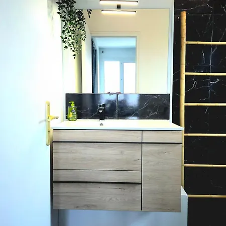 Spacieux & Parking *