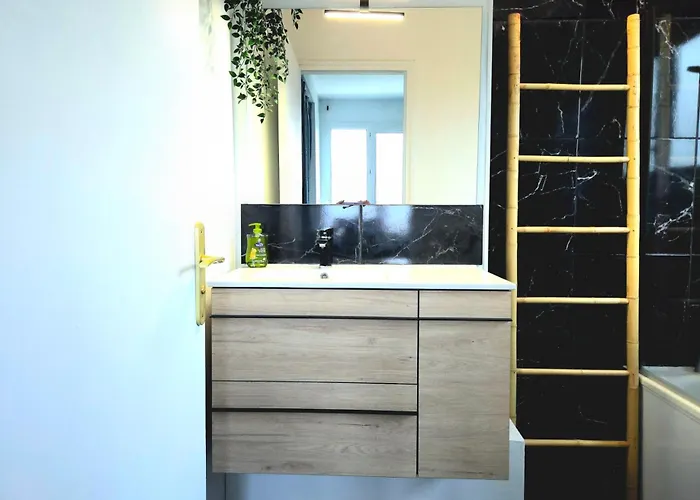 Spacieux & Parking *