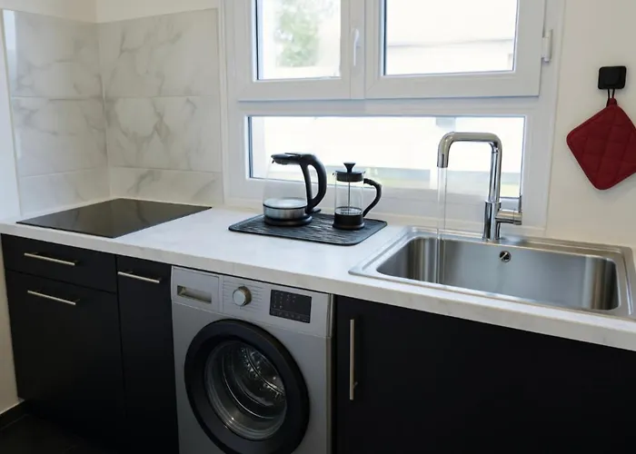 Spacieux & Parking * 凯恩